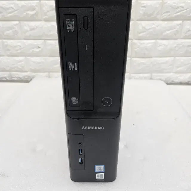 삼성 정품 컴퓨터 본체 i5-9400 입니다