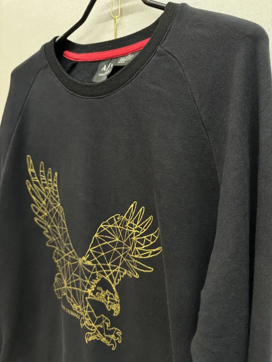 Almani Eagle Knit