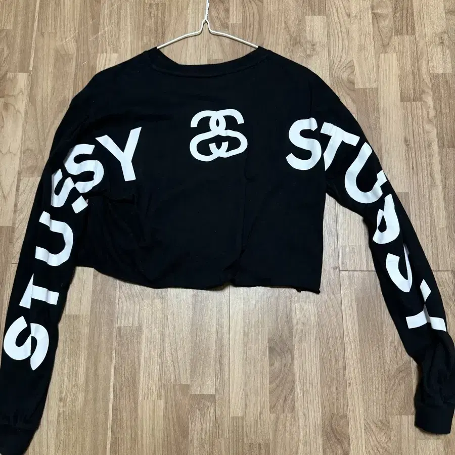 스투시 우먼 긴팔 크롭티 stussy