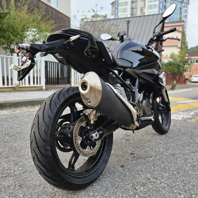 BMW g310r 24년식  800km짧은키로수신차급 차량 판매합니다.