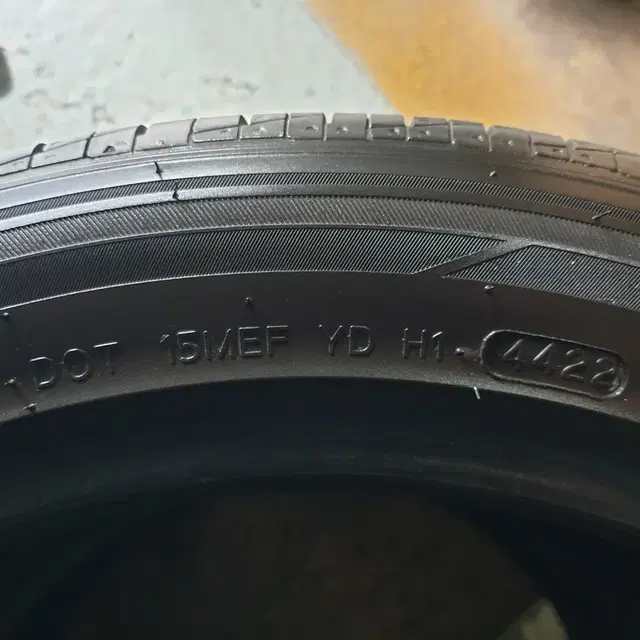 중고타이어 한국 키너지EX 245/45R 18 100V 2본세트