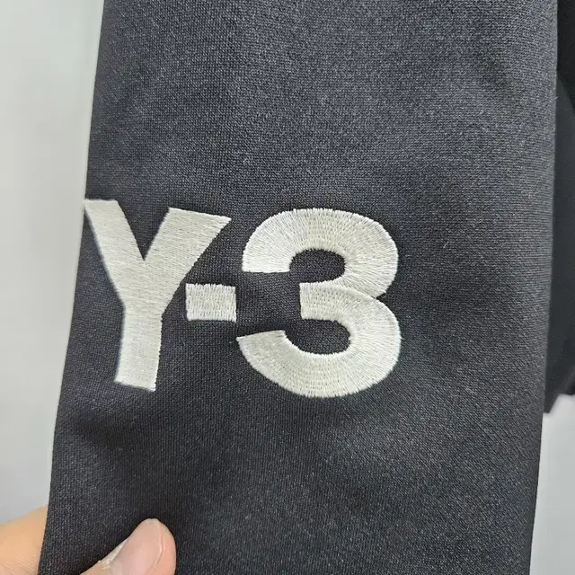 Y-3 요지야마모토 져지