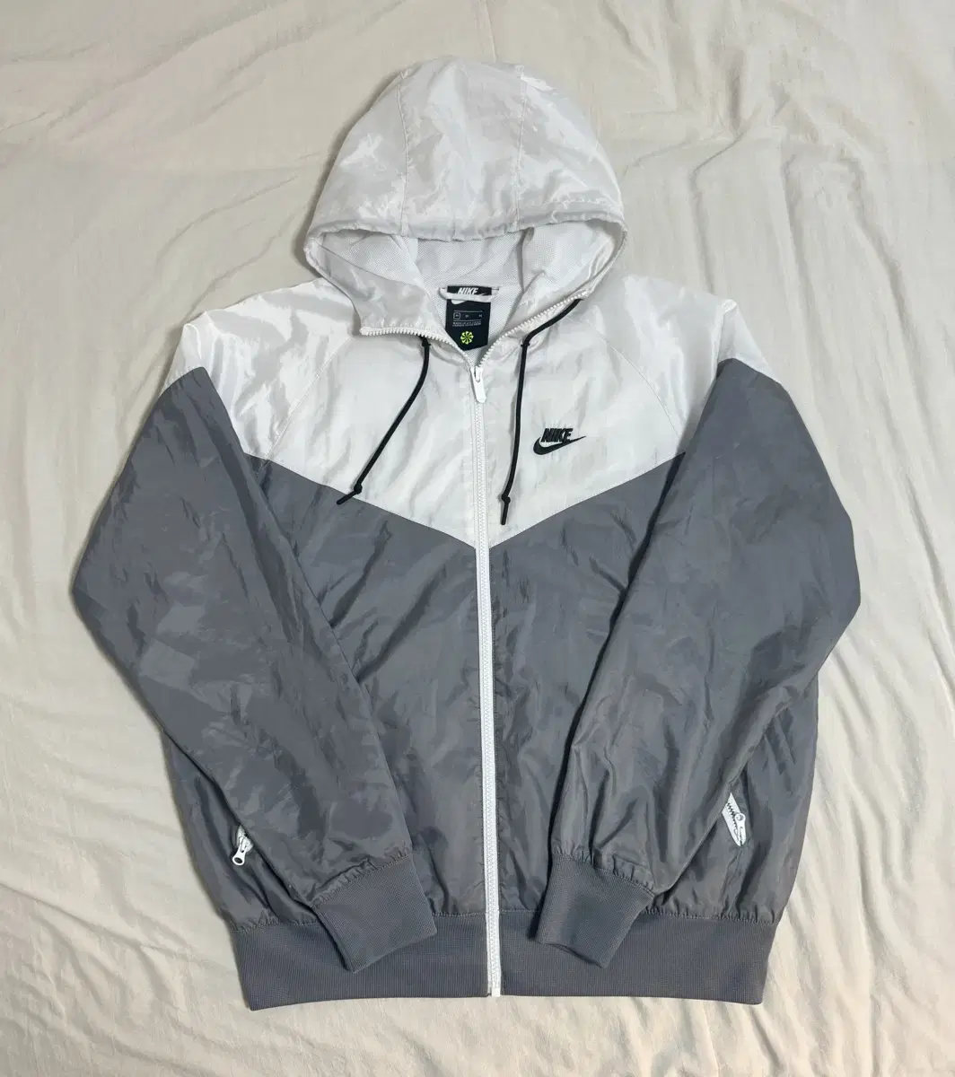 Nike Woven Windbreaker Jacket