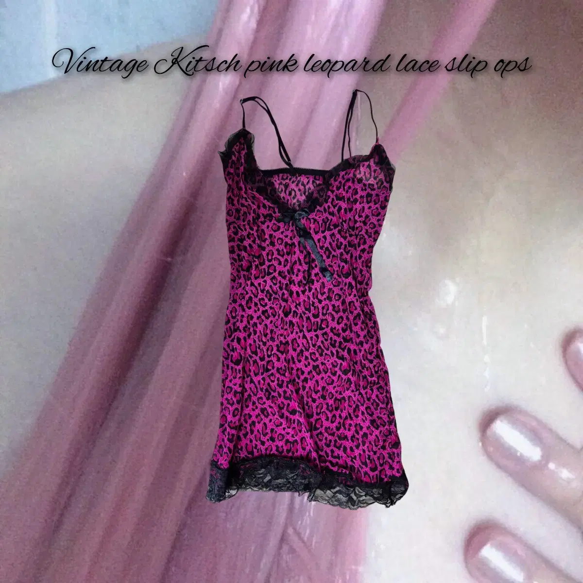 Vintage Kitsch pink leopard lace slip op