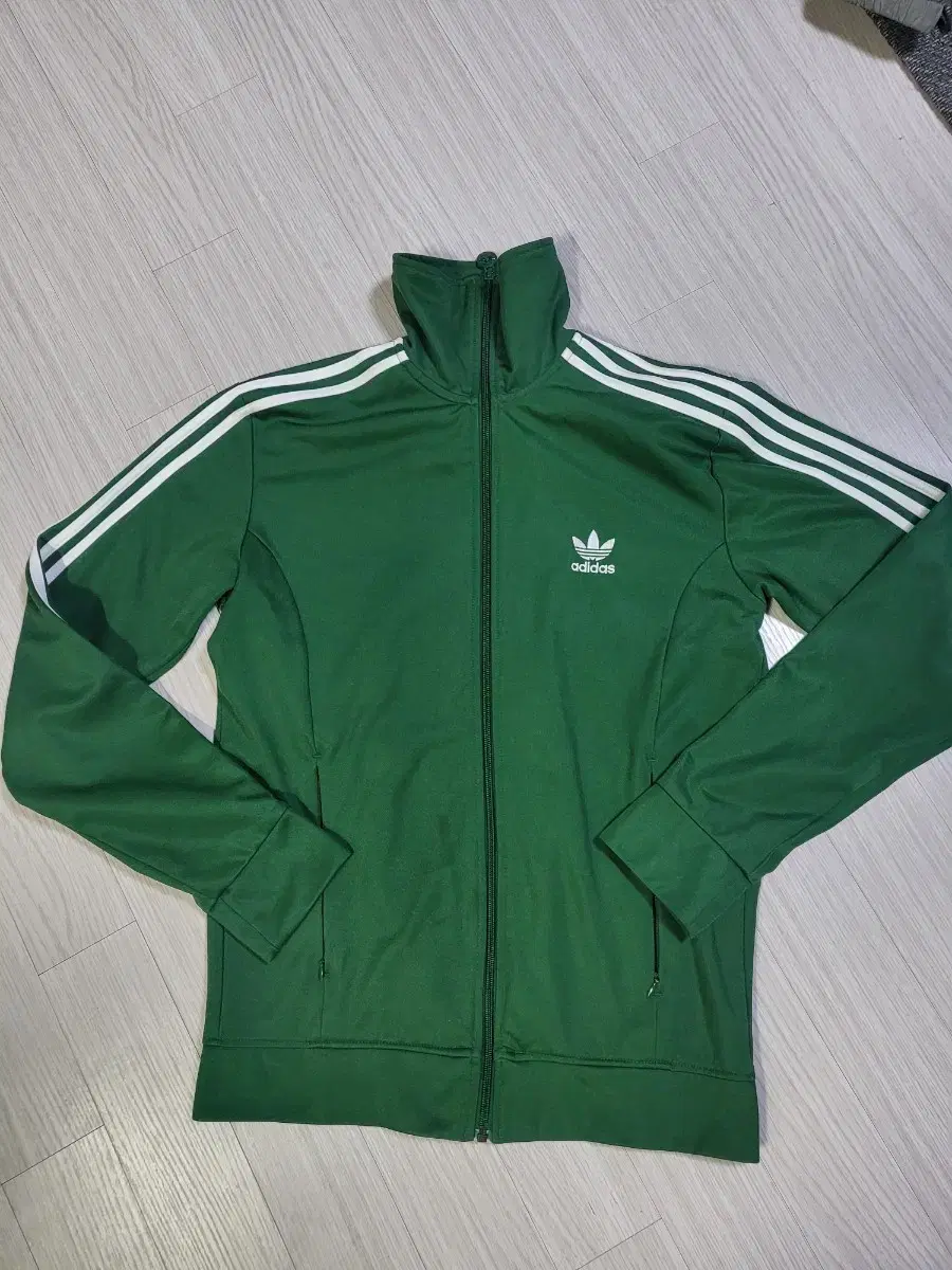 adidas Original Europa Tracktop Jersey Size 105 (negotiable)