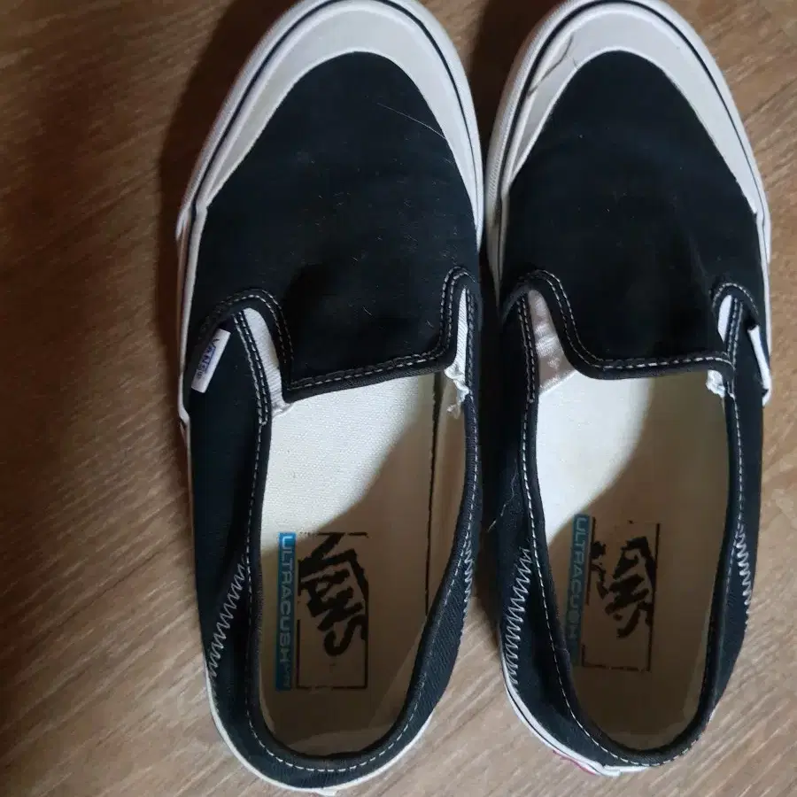 반스(VANS 정품)운동화 캐주얼화 단화 로퍼 스니커즈 255