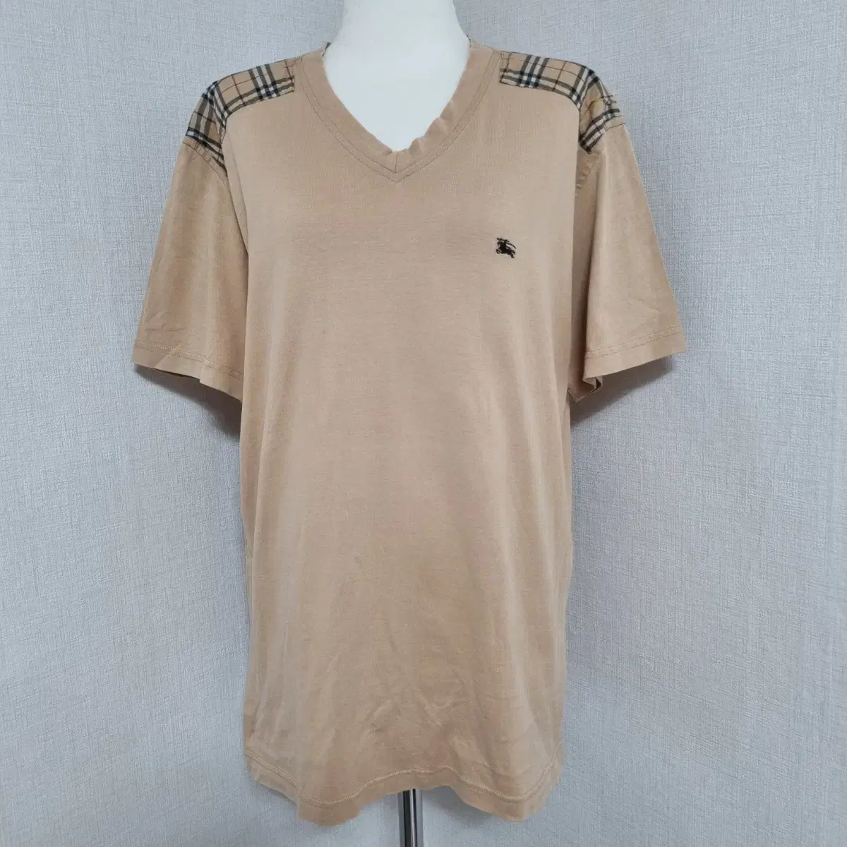 Limited Time Sale/Burberry London Genuine Beige Nova Check V-Neck Short Sleeve T-Shirt