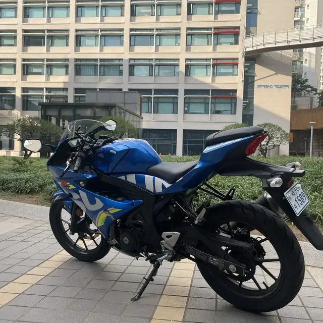 스즈키 gsx-r125 판매합니다.