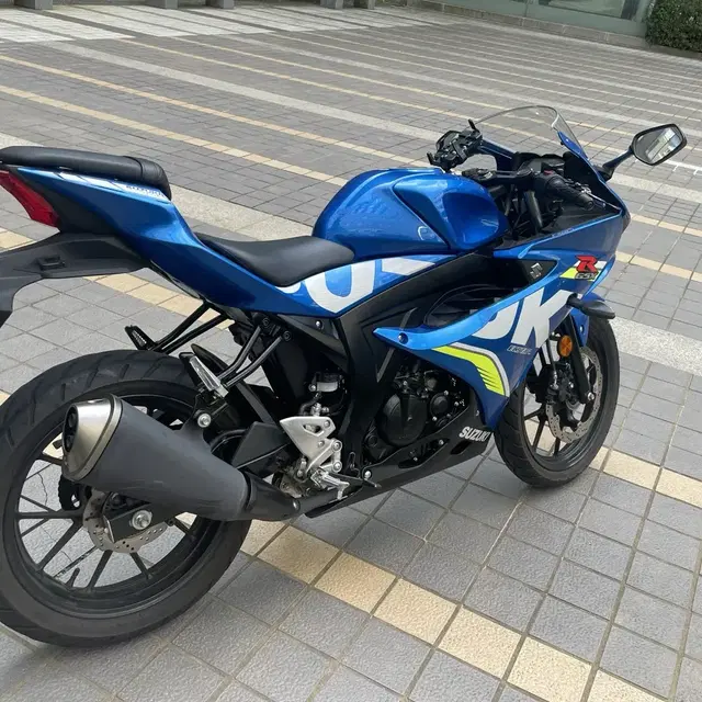 스즈키 gsx-r125 판매합니다.