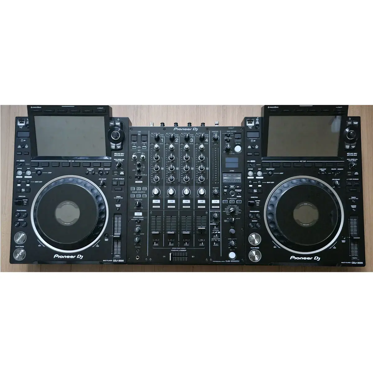 민트급 cdj3000 X 2 , djm900nxs2 set 판매합니다.