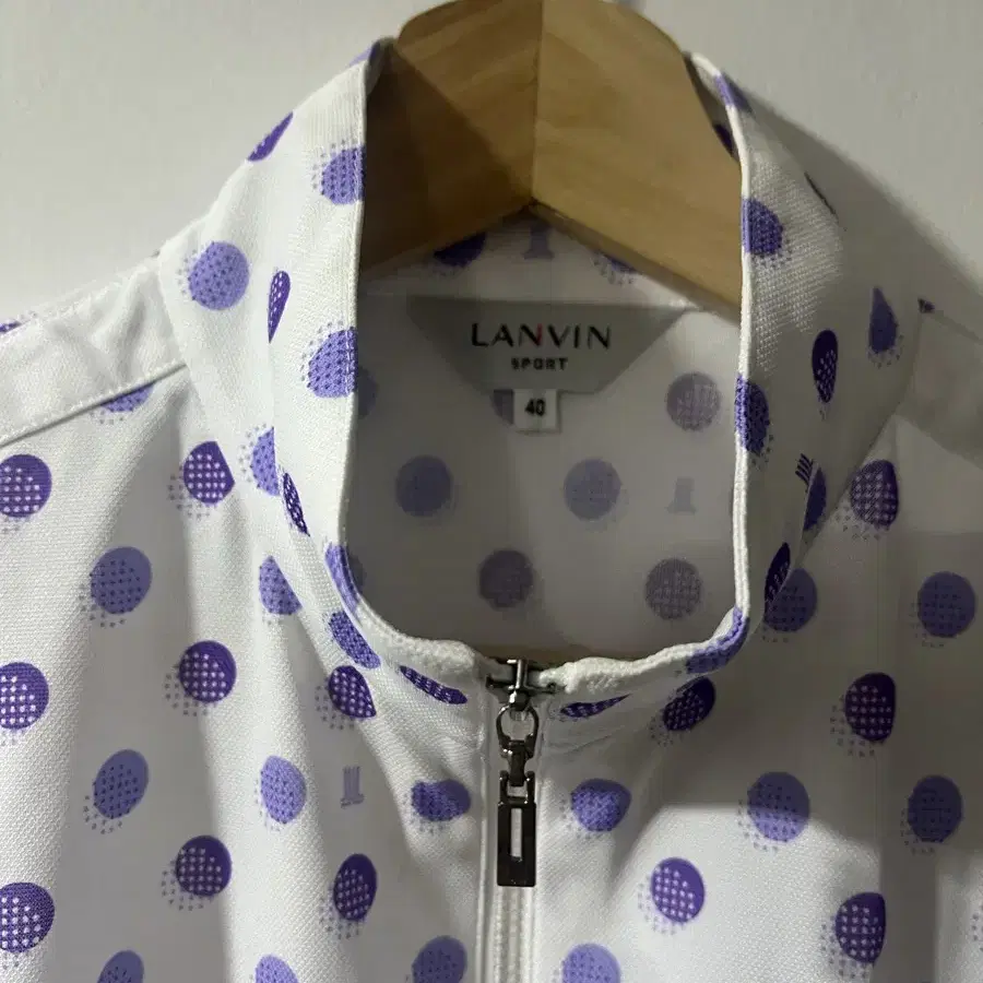 사용감없어요. LANVIN  랑방 넥 집업 바람막이 40(44-55)