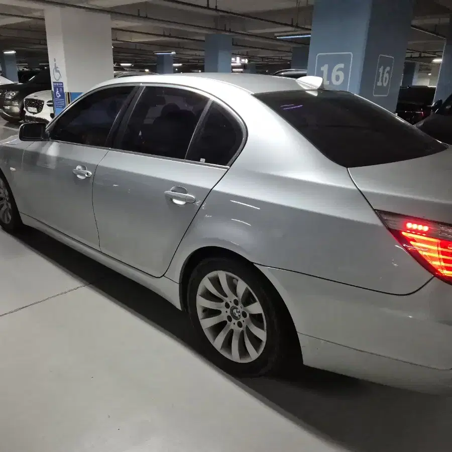 bmw e60 528i 중고차 개인