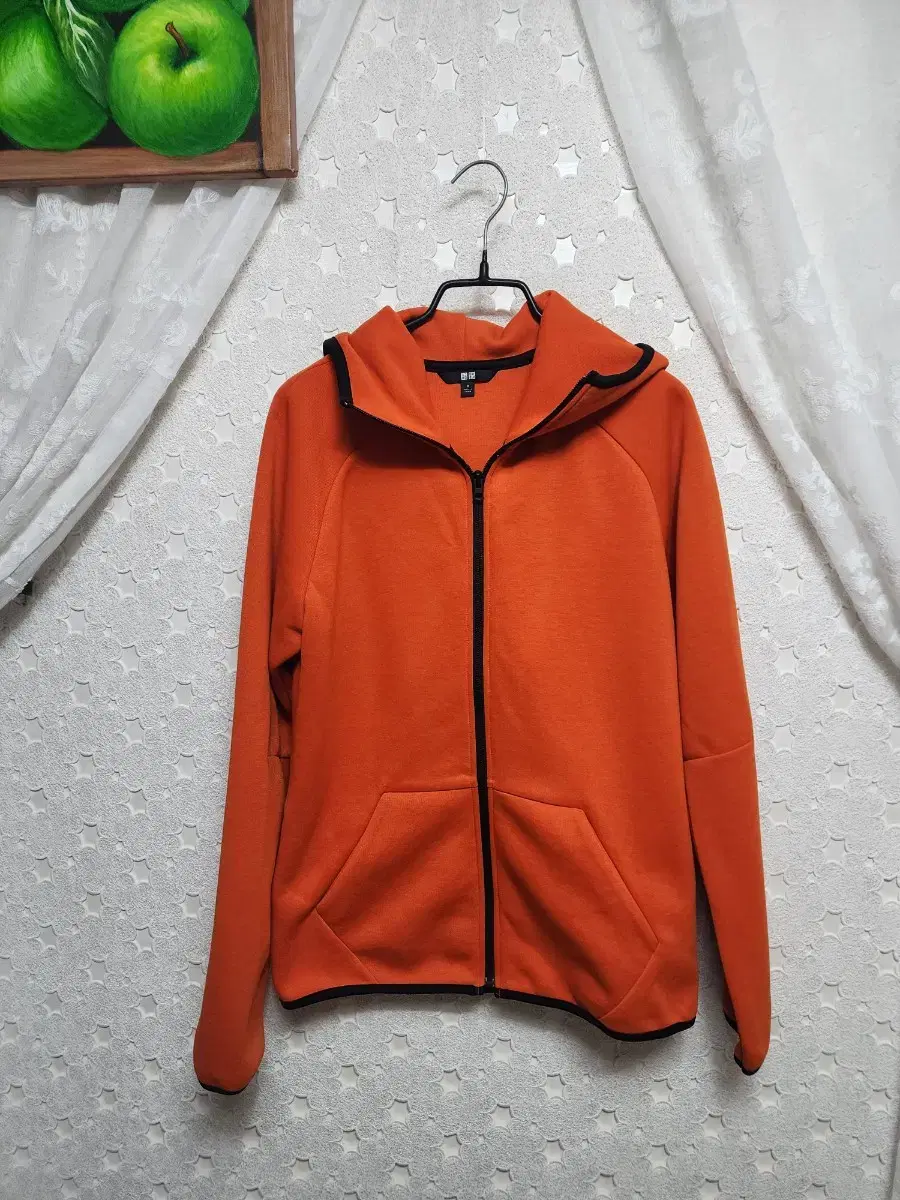 Uniqlo Hooded Zip Up 95