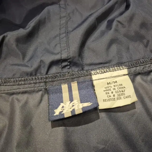 XL>90s NO FEAR storm sack jacket