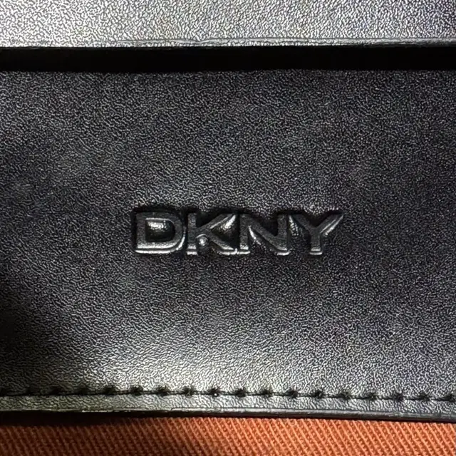 DKNY 나일론 재키 숄더백 블랙