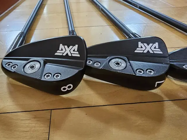 PXG GEN4 0311 ST 상태좋은 블랙 7아이언 판매합니다