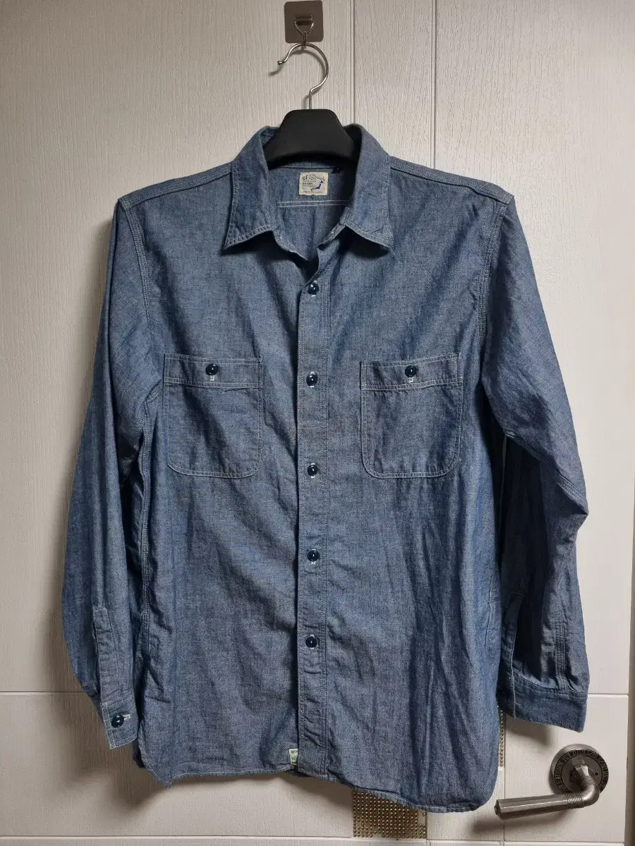 Oarslow chambray shirt size 4