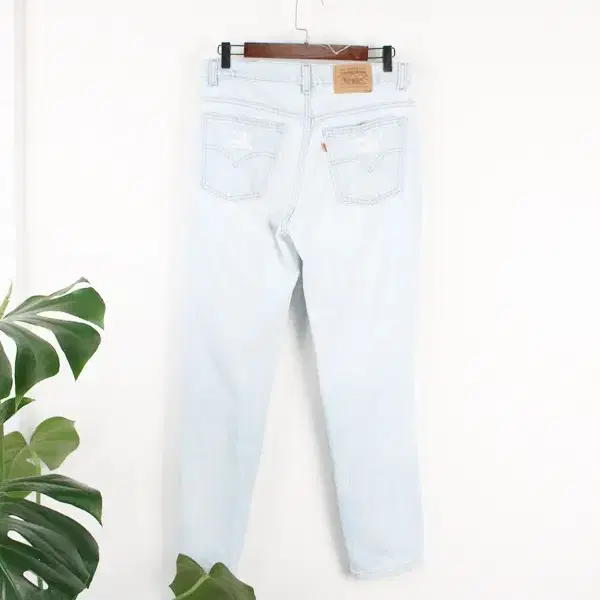 (32)Levi's 50619 made in canada