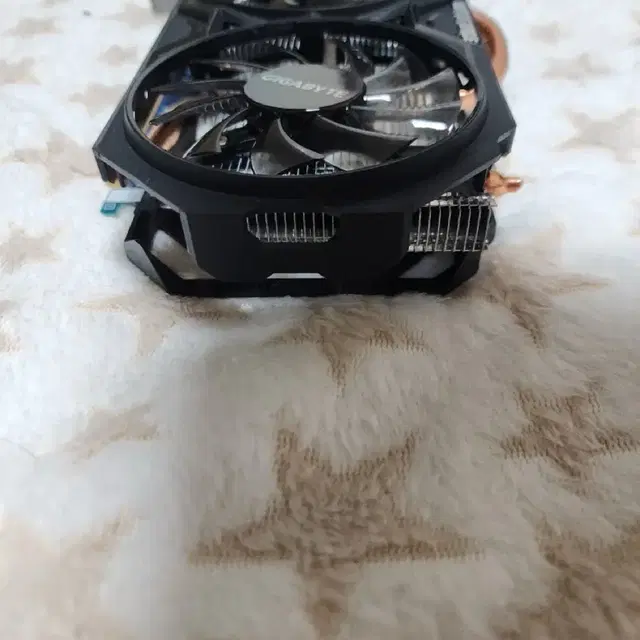 GTX750Ti 2G  기가바이트GV-N75T0C-2GI