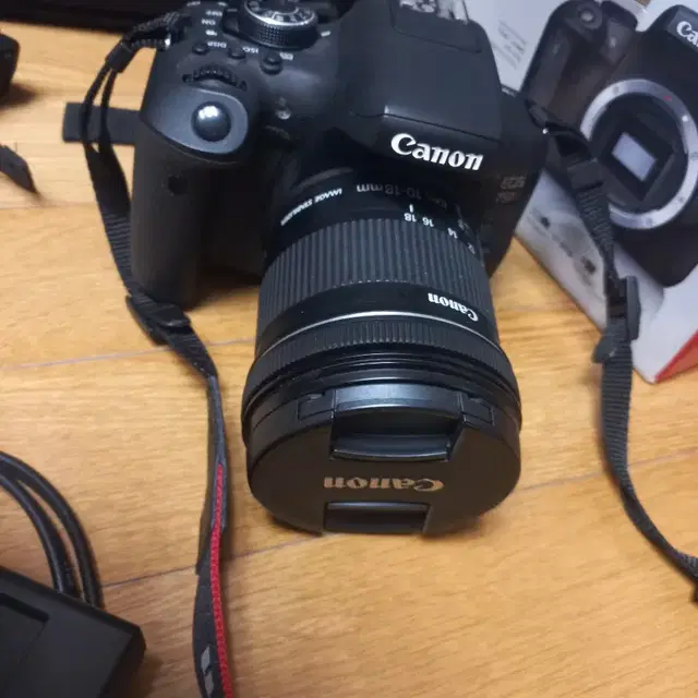 Canon 캐논 750D + 10-18mm(광각렌즈)#에이급. 가방포함