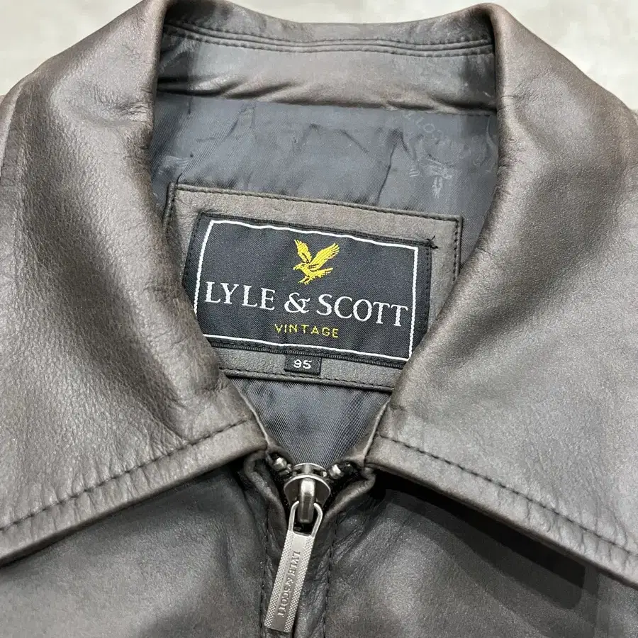 LYLE&SCOTT 송아지 가죽 싱글 레더 자켓