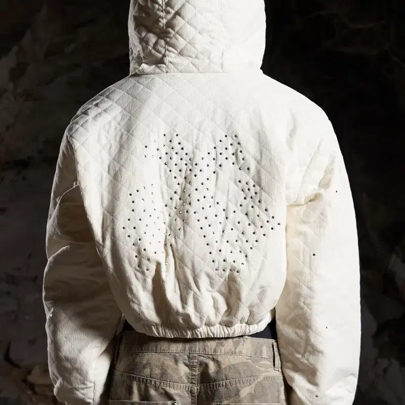 Leey_CUBIC QUILTED HOODIE DOWN JACKET