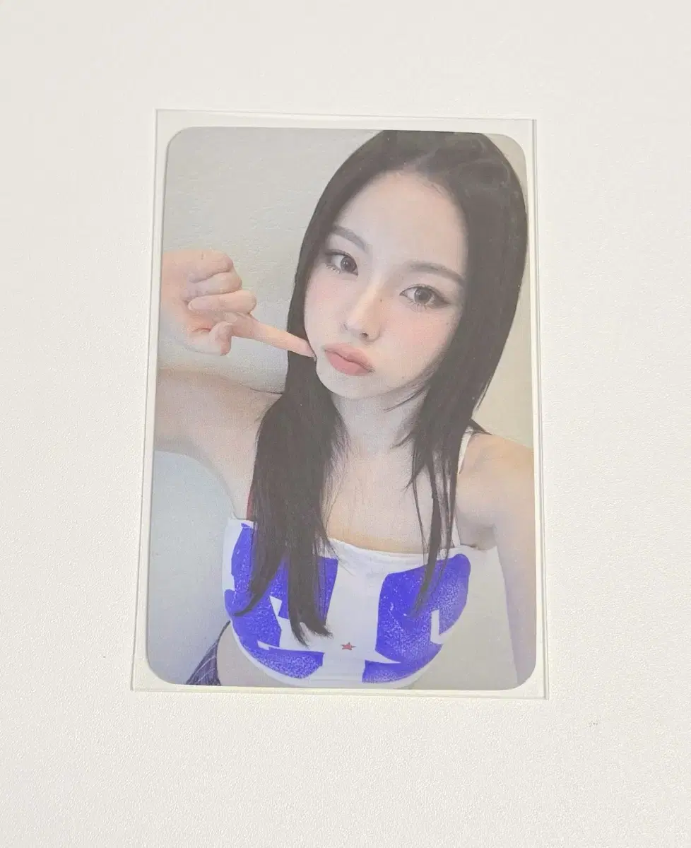 nmixx kyujin oliveyoung pre-order benefit photocard kard