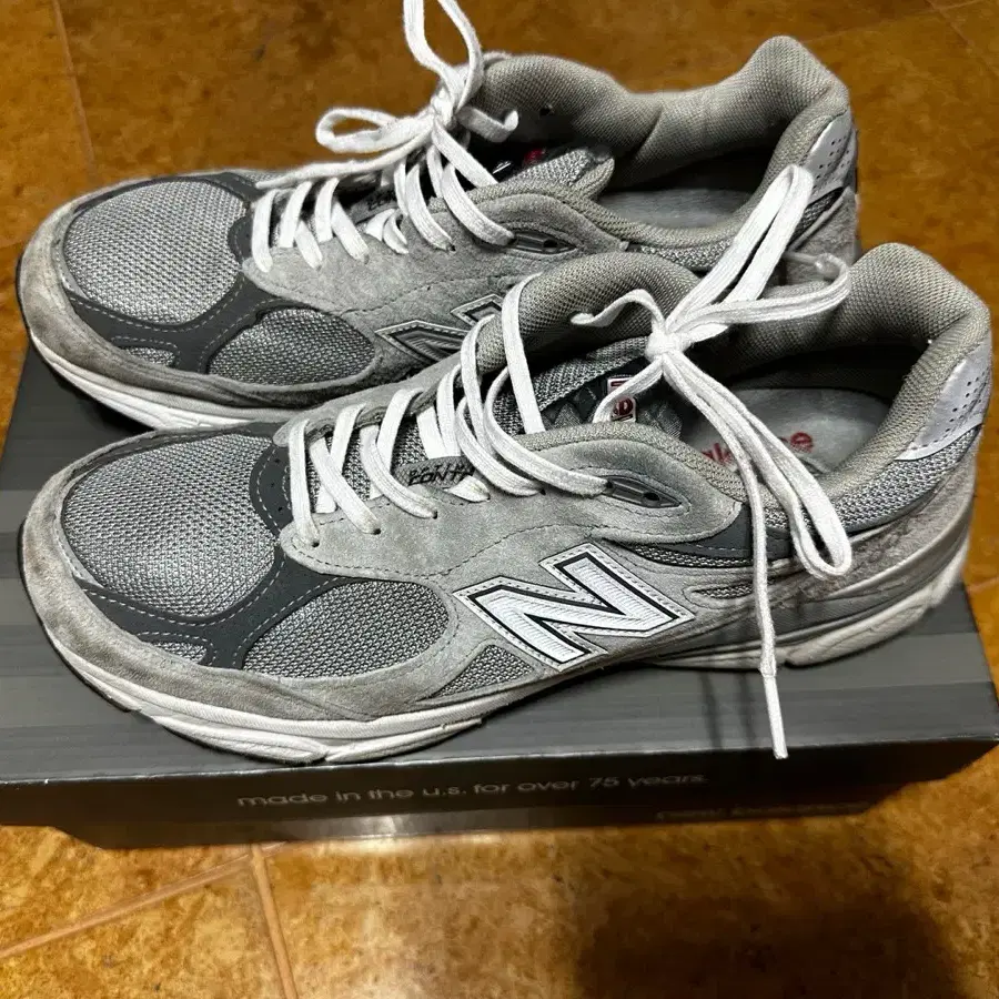 뉴발란스 New Balance 990v3 Made in USA Grey