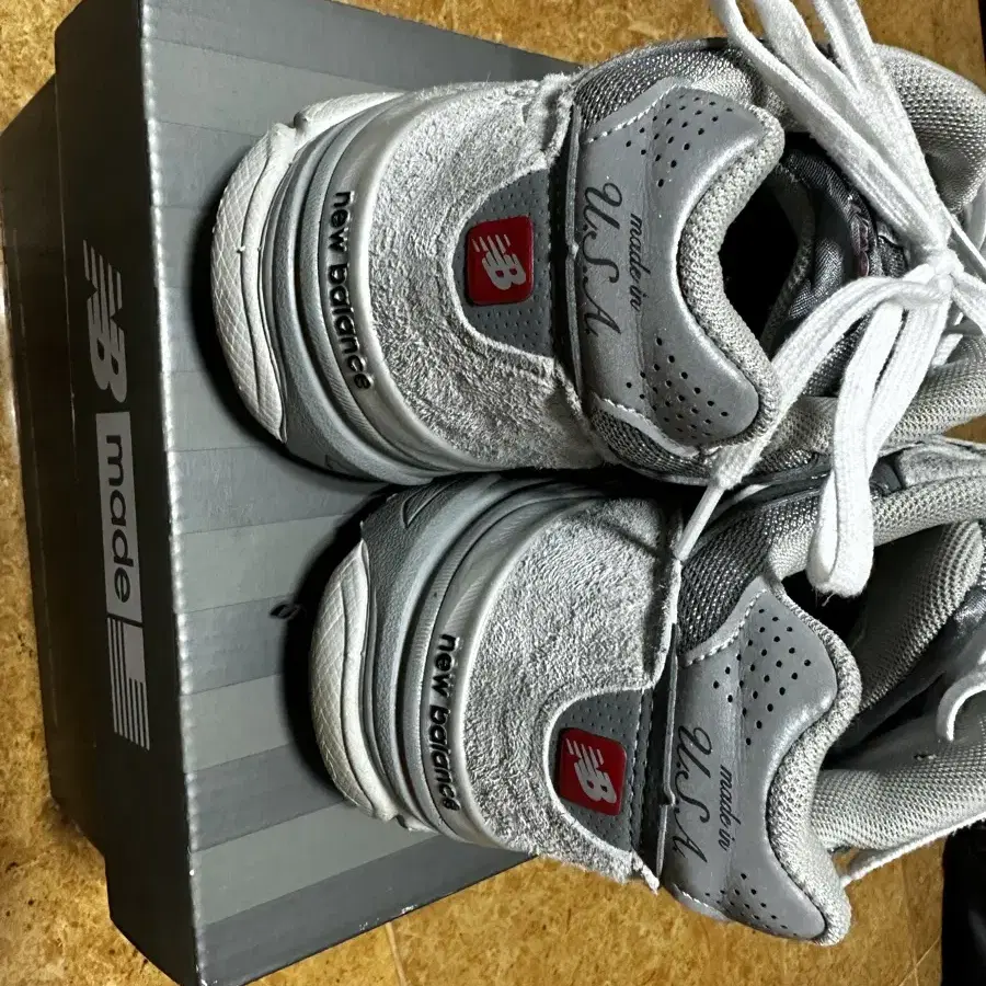 뉴발란스 New Balance 990v3 Made in USA Grey