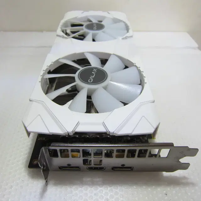 GALAX  RTX 2060 SUPER EX WHITE OC D6 8GB