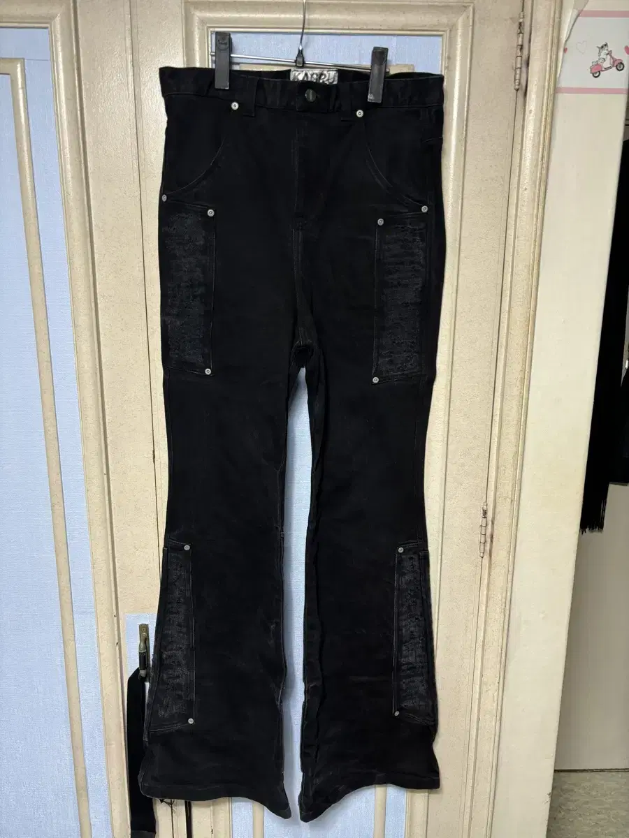 Kagru Destroyed Bootcut Trousers 1 size