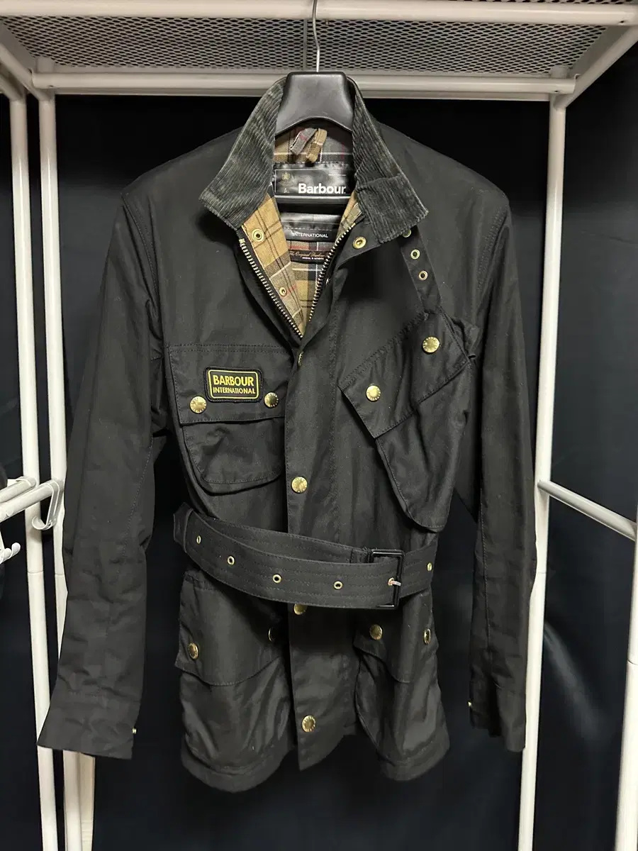 Barbour International A7 (like-new)