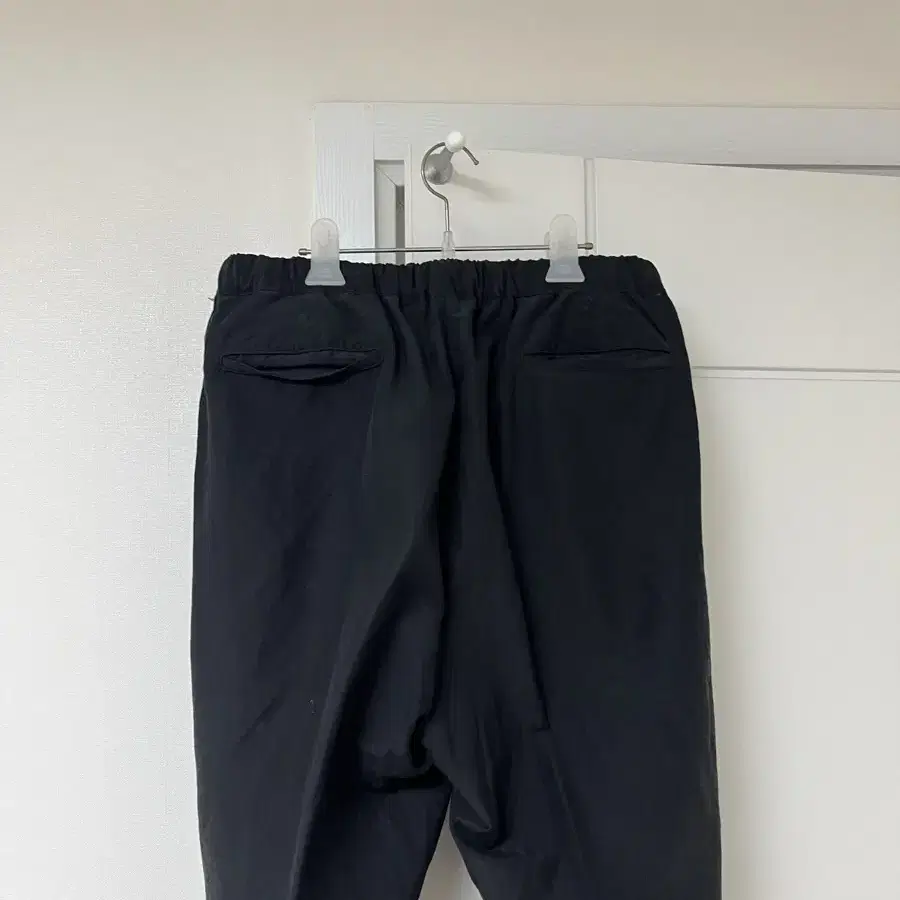 캡틴선샤인 21ss easy trousers