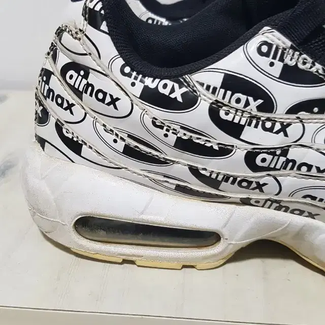 <택포>260/265 NIKE AIR-MAX 95 PREMIUM 쿠션화