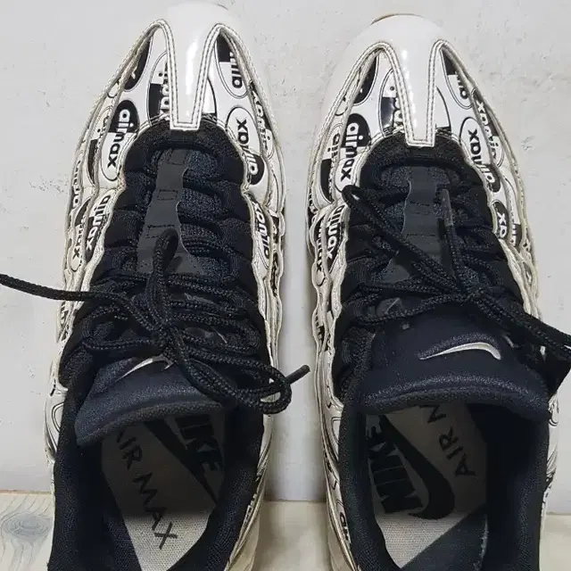 <택포>260/265 NIKE AIR-MAX 95 PREMIUM 쿠션화