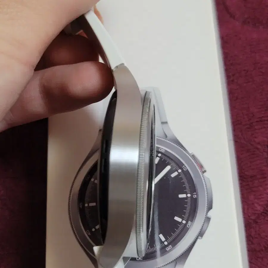 삼성 갤럭시 워치4 클래식 46mm 실버