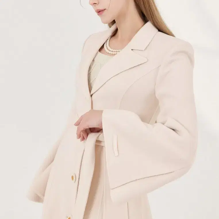 그레이스유 Settia Single Handmade Coat Ivory