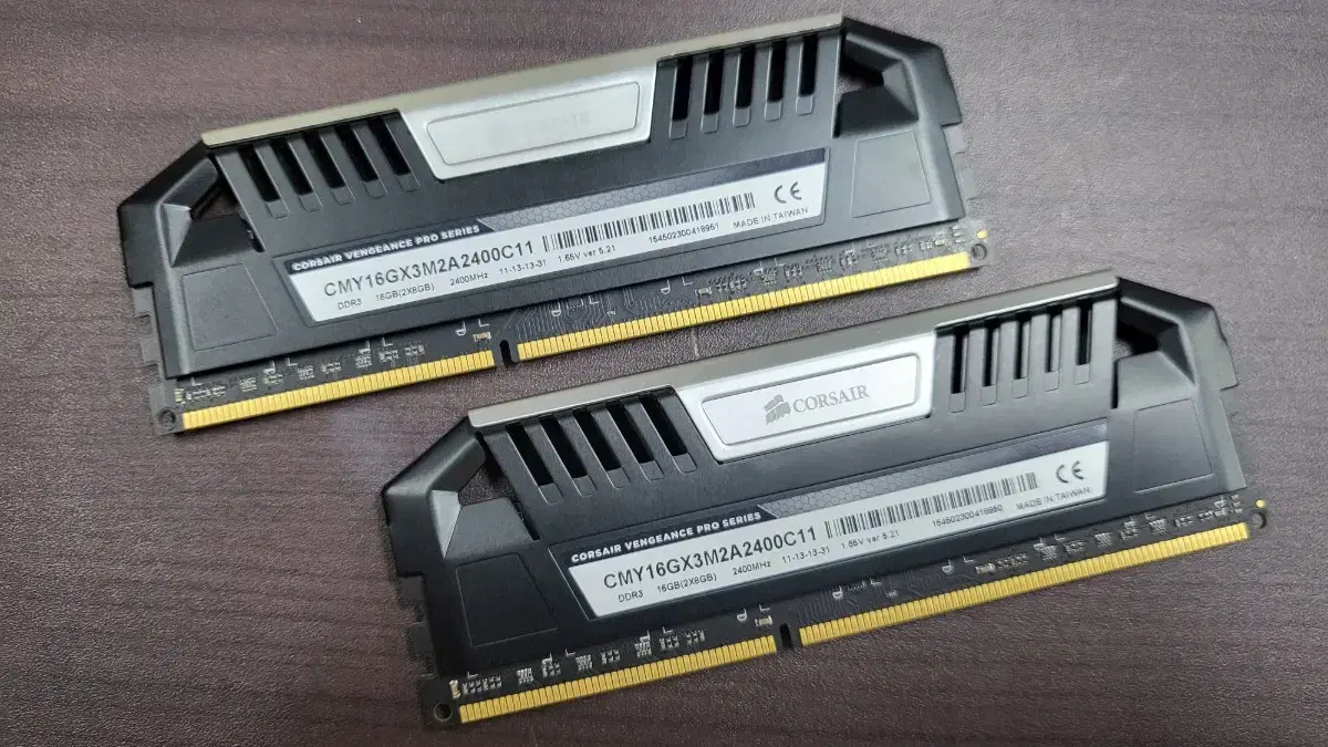 커세어 ddr3 2400 메모리