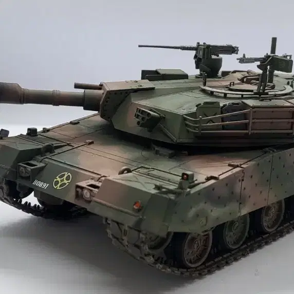 1/35 K1A1 전차 프라모델 완성품