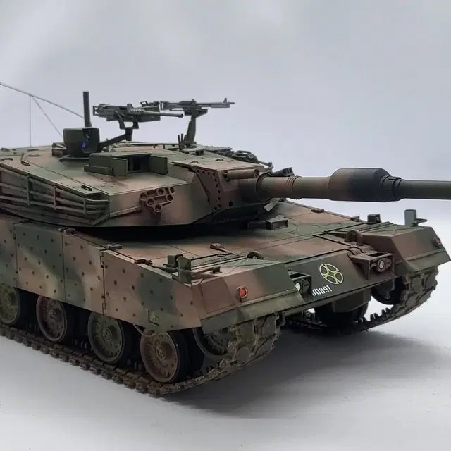 1/35 K1A1 전차 프라모델 완성품