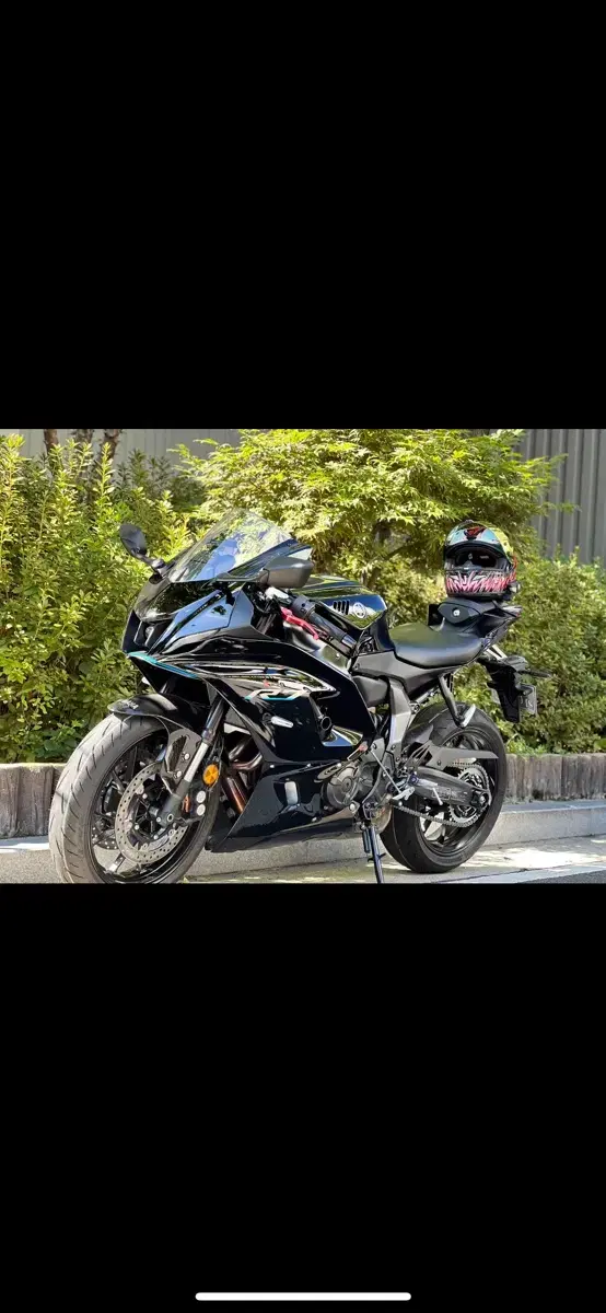 YZF R7