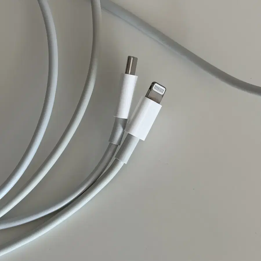 아이폰 정품 충전기 usb-c-lightning 케이블 2m