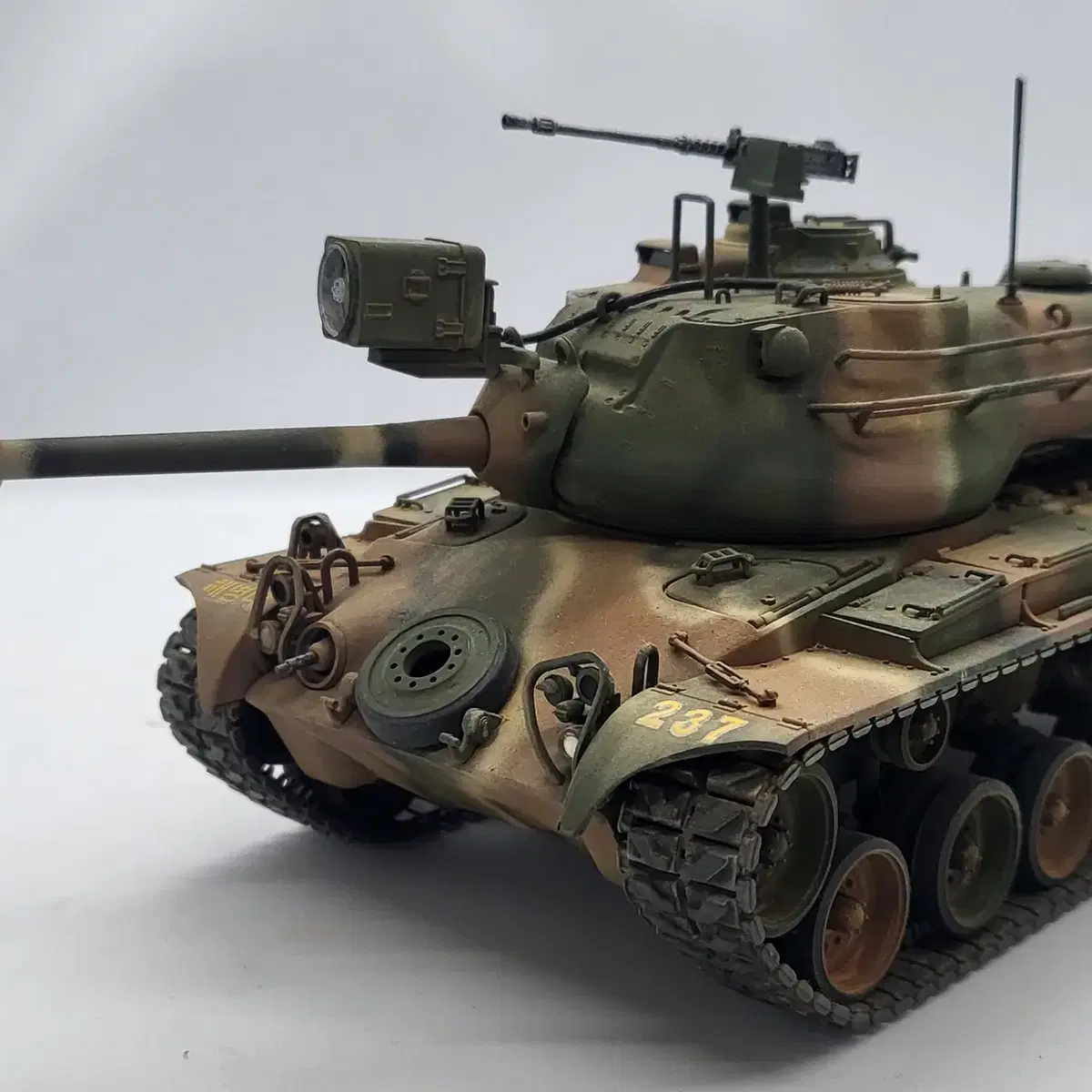 1/35 M-47 전차 프라모델 완성품