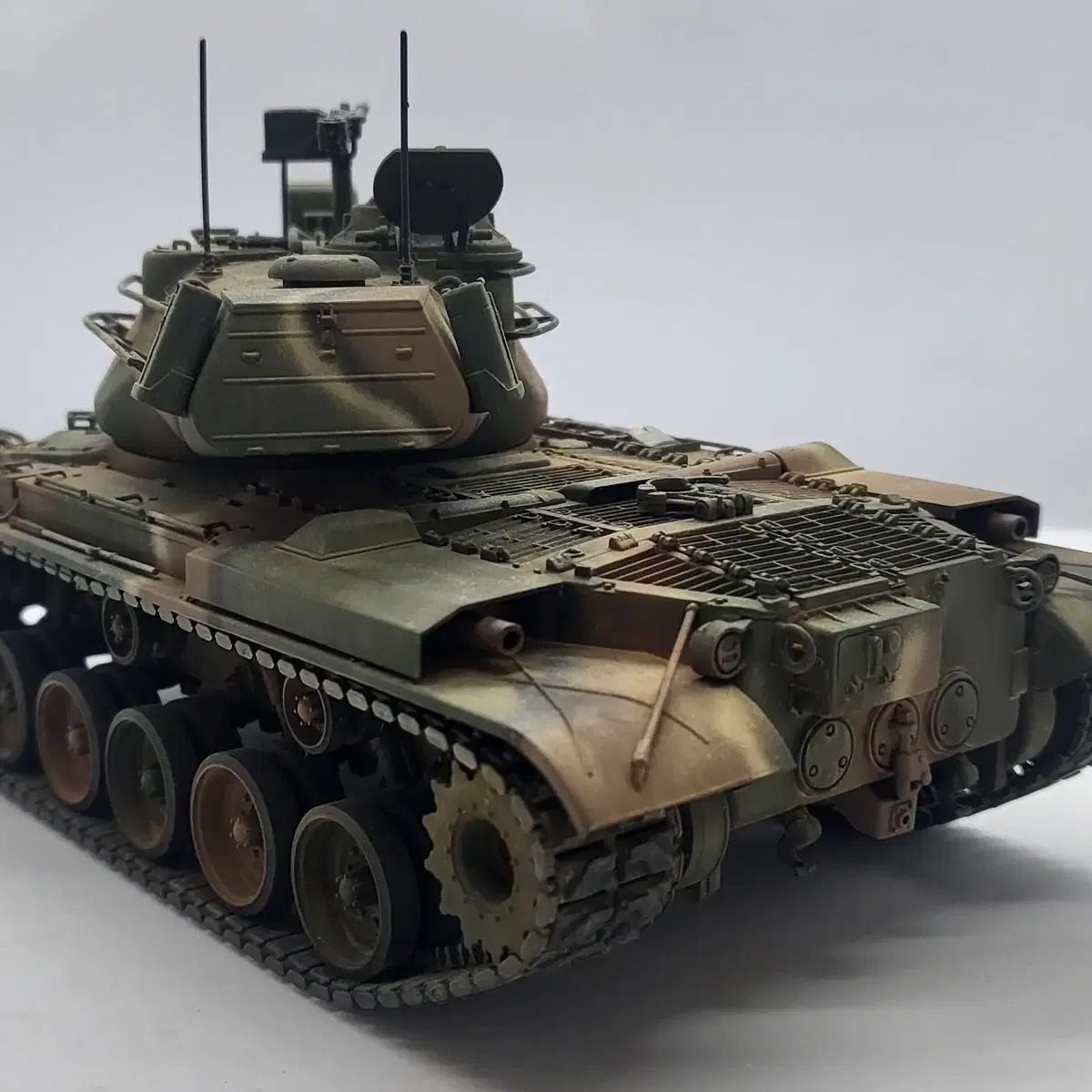 1/35 M-47 전차 프라모델 완성품