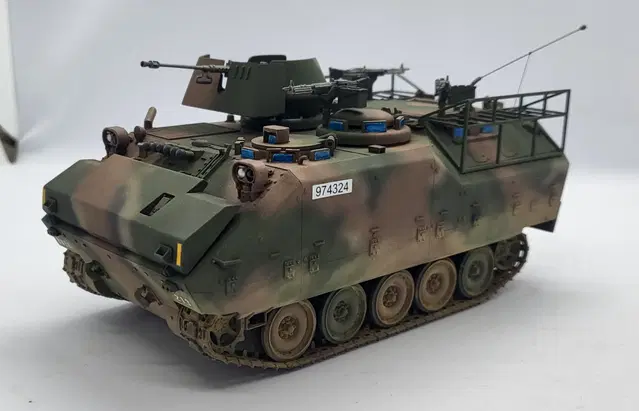 1/35 K200A1 장갑차 프라모델 완성품