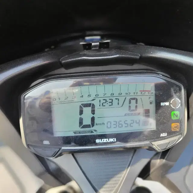 19년식 gsxr125 판매합니다.