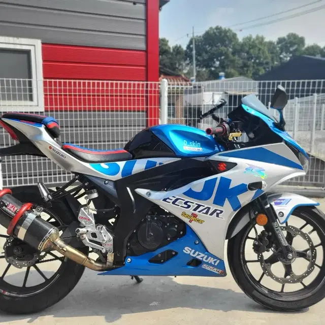 19년식 gsxr125 판매합니다.