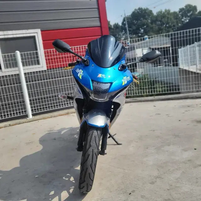 19년식 gsxr125 판매합니다.