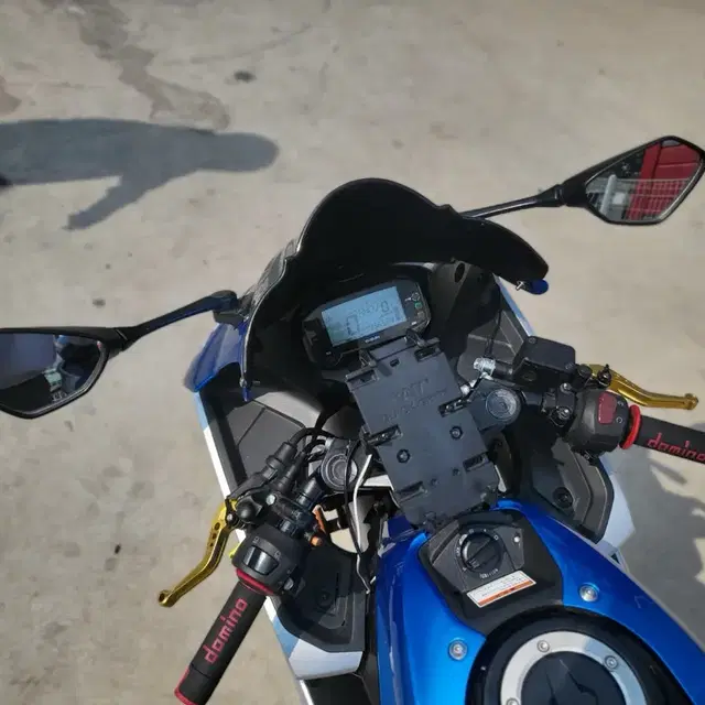 19년식 gsxr125 판매합니다.