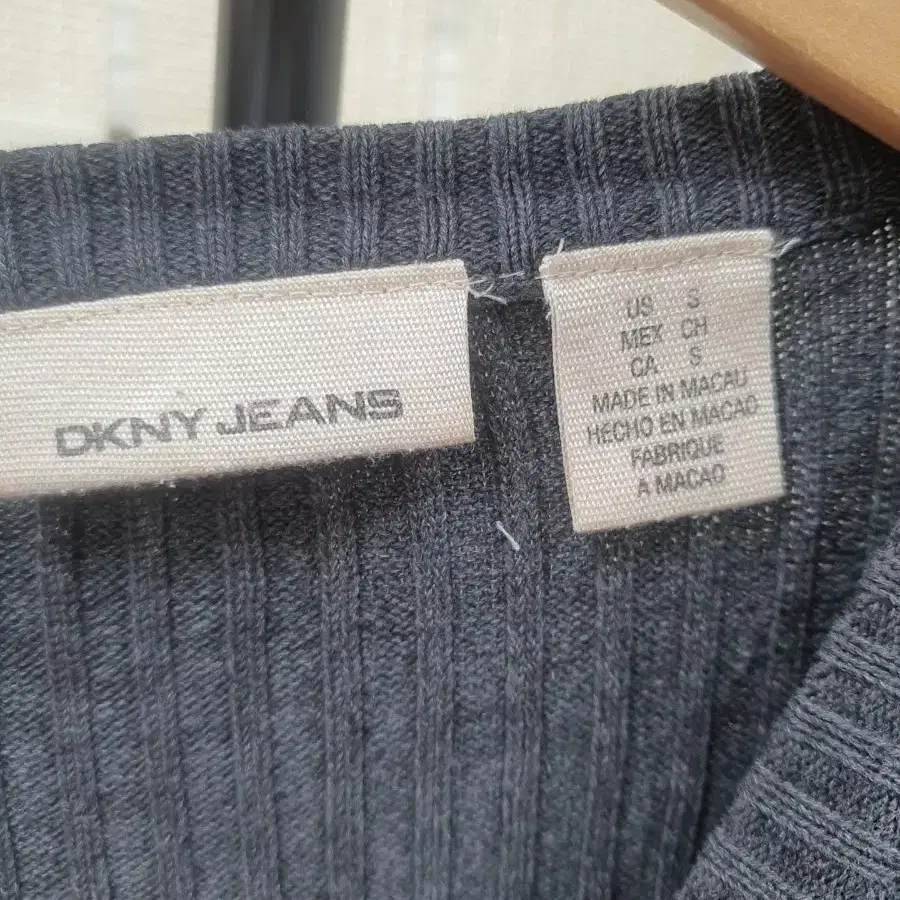 DKNY JEANS 니트